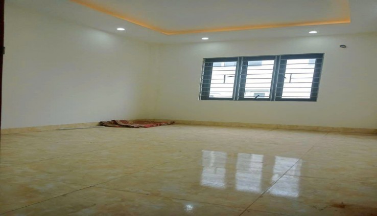 Cho thuê nhà ngõ 250 Phan Trọng Tuệ (gần nhà máy Sơn Đại Bàng) 36m2, 4 tầng, 4 ngủ, 10tr5